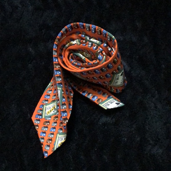 🎉HOST PICK!🎉Men’s Vicky Davis New York Tie - Picture 9 of 9